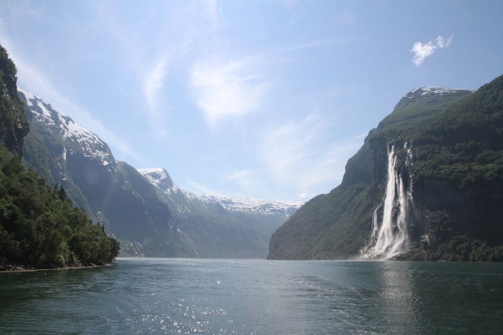 geiranger fjord foss