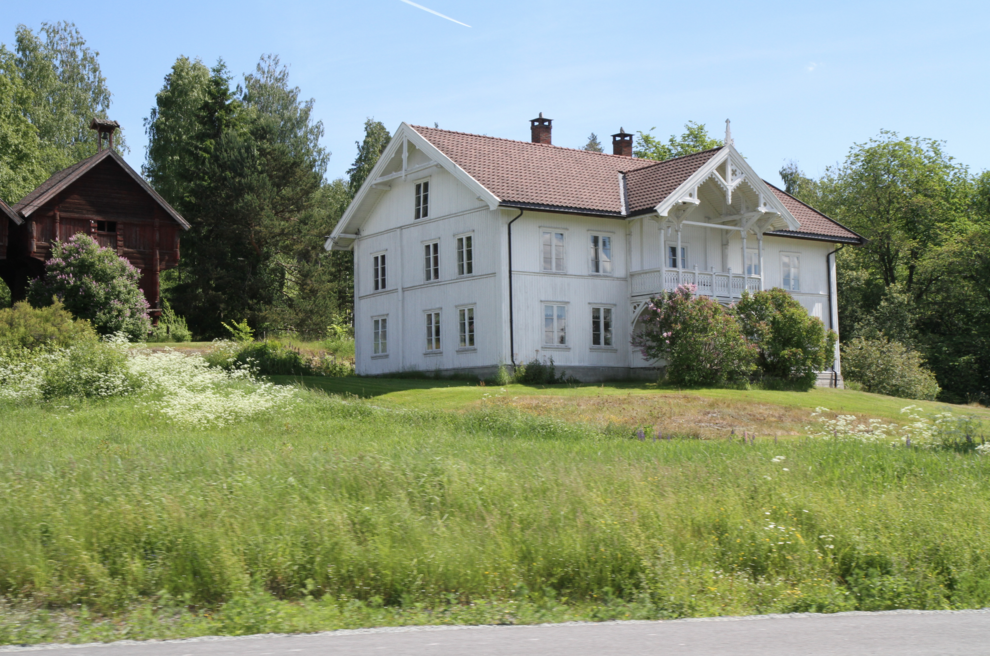 sveitserstil hus krødsherad