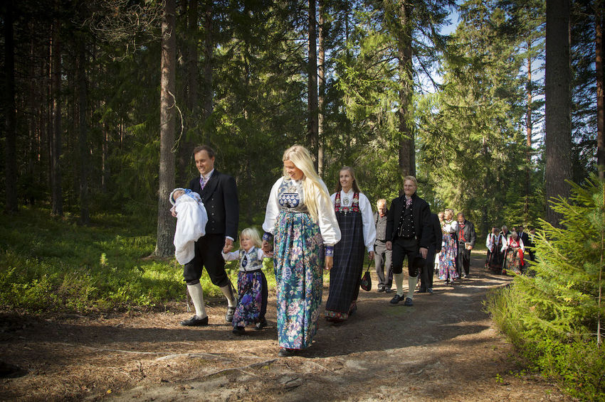 dåpsfølge skog