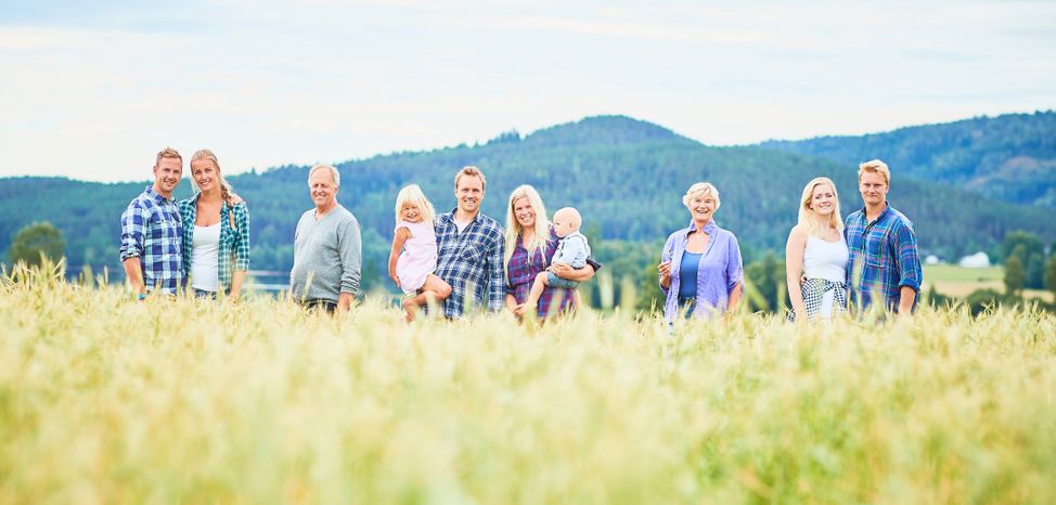 gård familie åker norge 